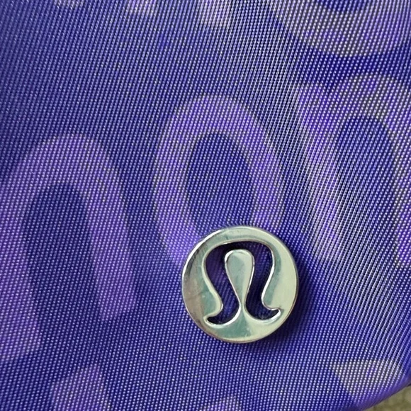 Lululemon Athletica Purple Crossbody Bag - Picture 3 of 6